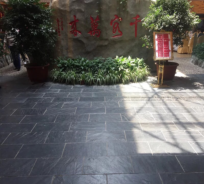 脚下的千年历史：探寻江西青石板从“庐山古道”到“现代庭院”的传奇之旅